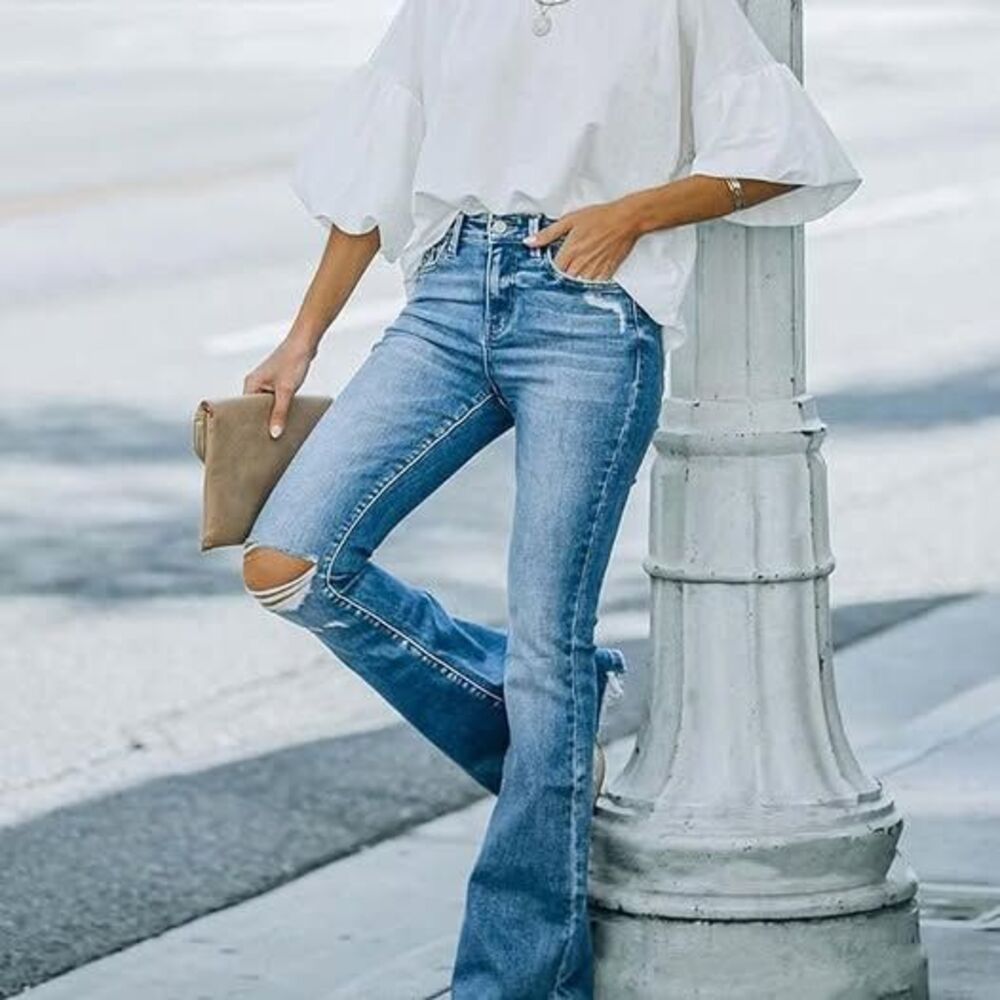 Women Amazon Ripped Bell Bottom Jeans Size: L